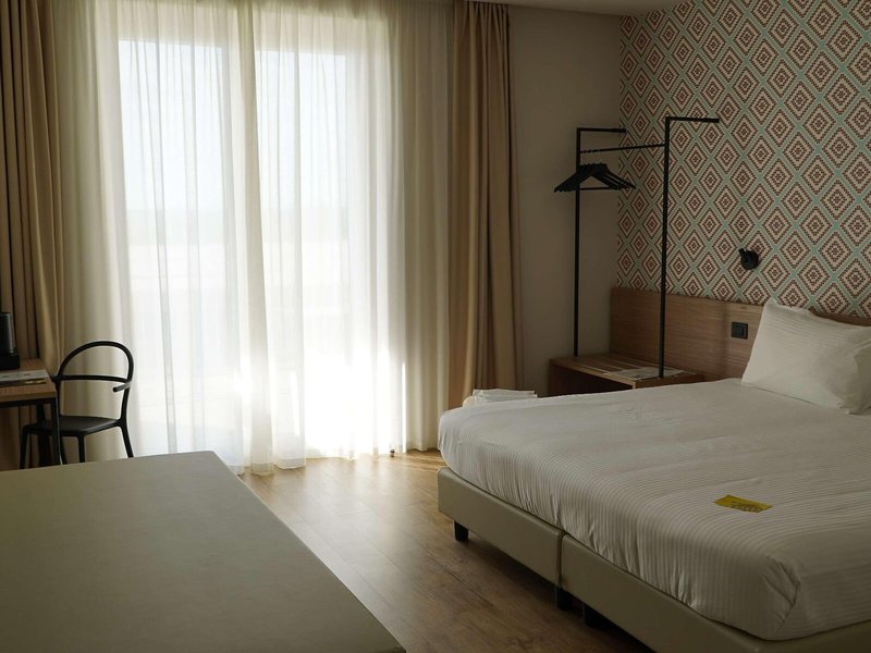 Best Western Hotel Massafra 19 - Room Example