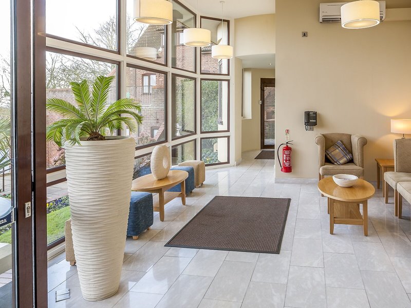 Cromer Country Club 7 - Health & Beauty