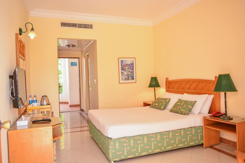 Dive Inn Resort 10