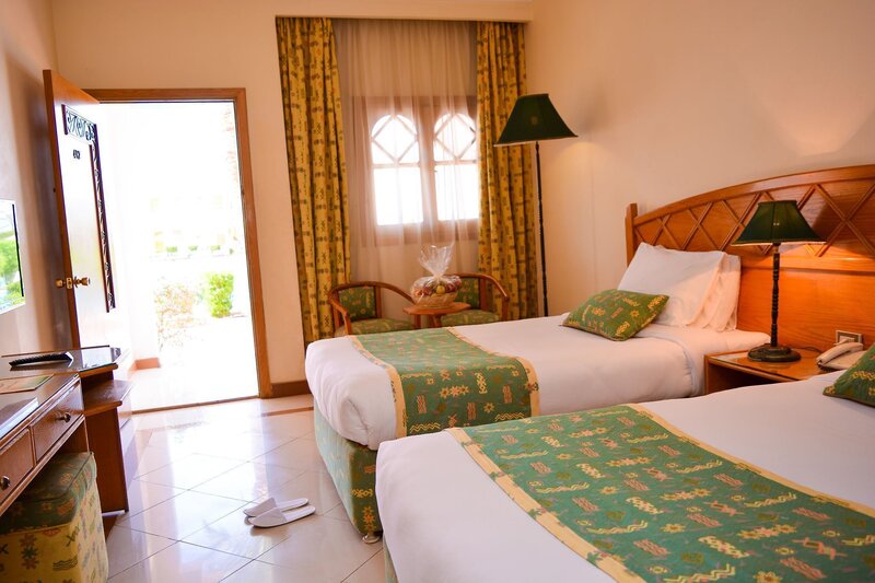 Dive Inn Resort 11