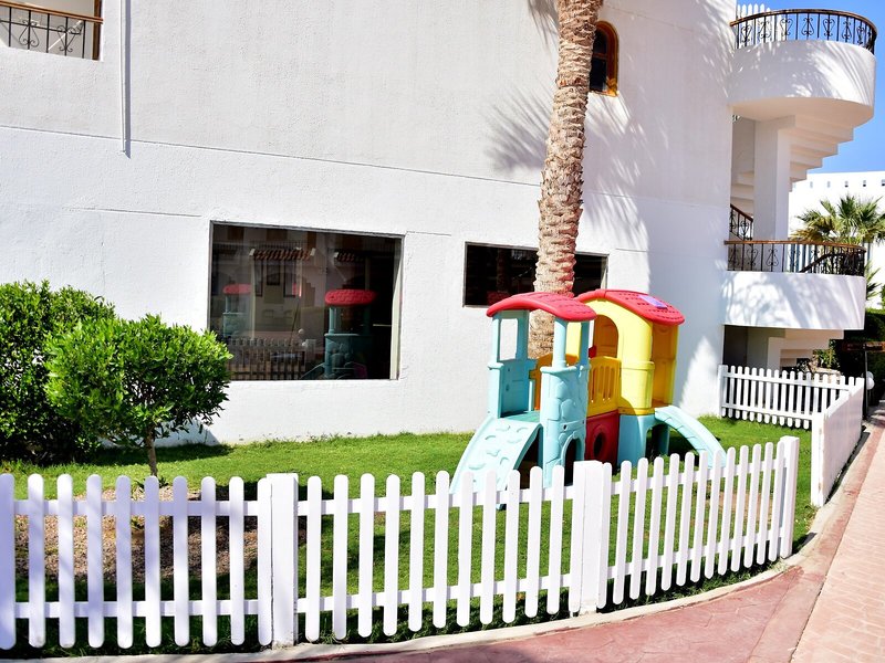 Dive Inn Resort 6