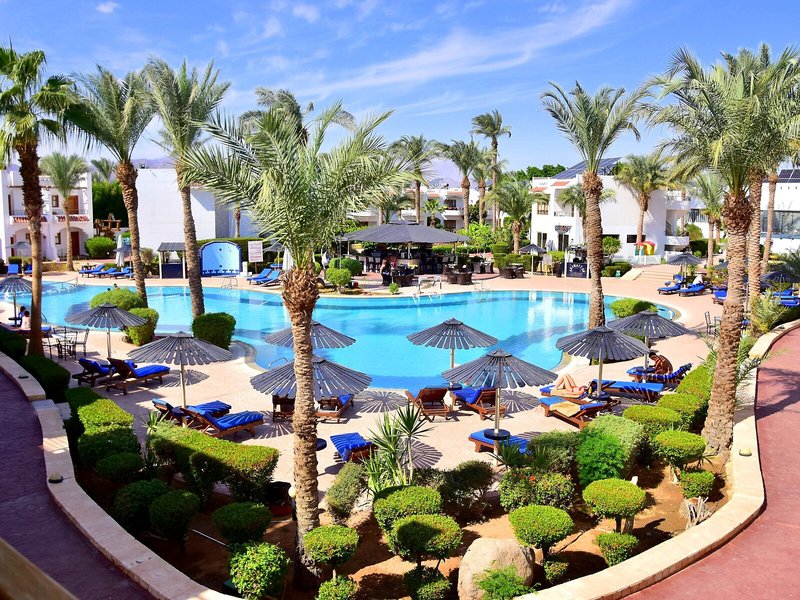 Dive Inn Resort 10