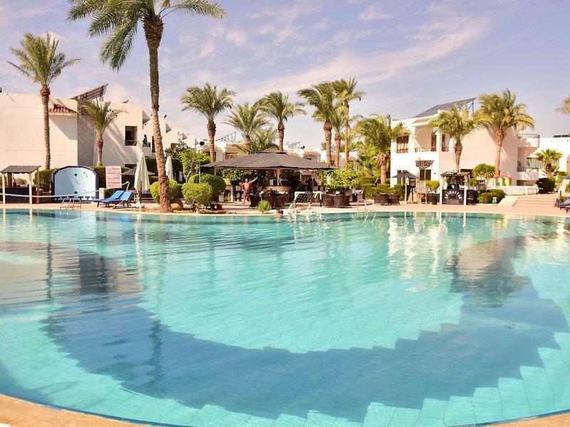 Dive Inn Resort 12