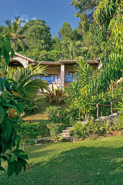 Coco de Mer Hotel & Black Parrot Suites 7