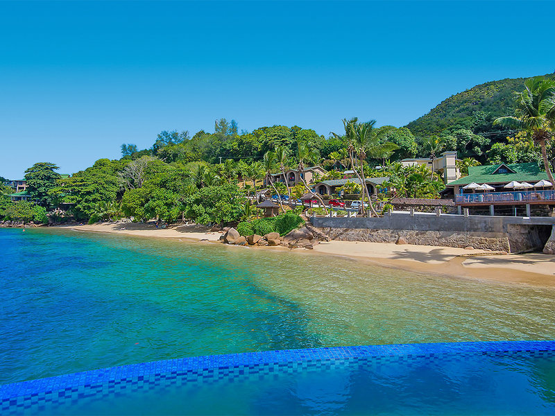 Coco de Mer Hotel & Black Parrot Suites 5