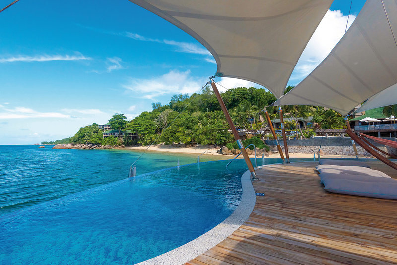 Coco de Mer Hotel & Black Parrot Suites 1
