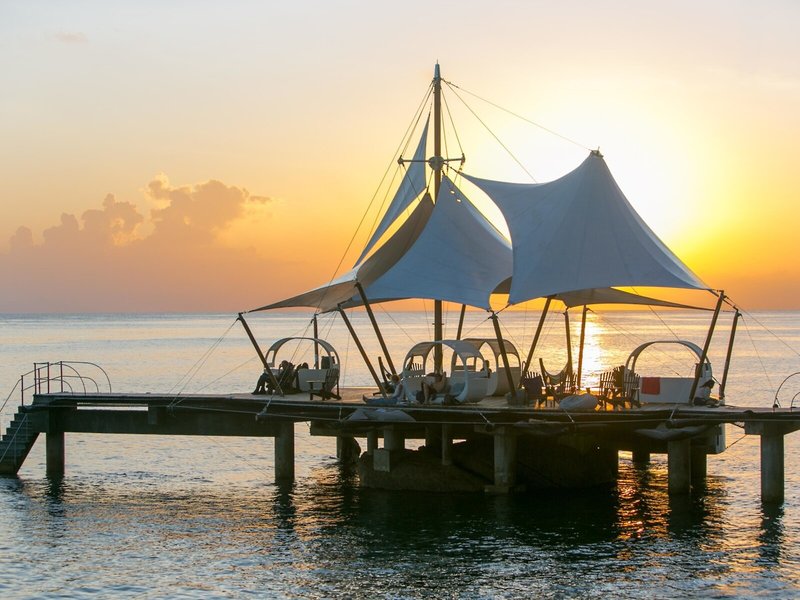 Coco de Mer Hotel & Black Parrot Suites 8