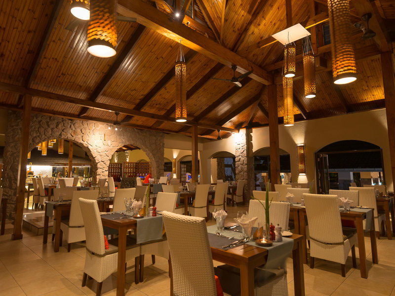 Coco de Mer Hotel & Black Parrot Suites 40