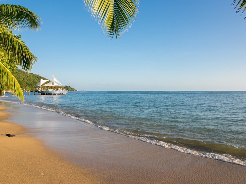 Coco de Mer Hotel & Black Parrot Suites 7