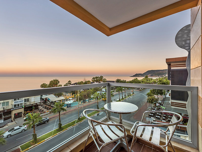 Tac Premier Hotel & Spa 12