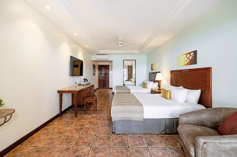 Tamarindo Diria Beach Resort 12