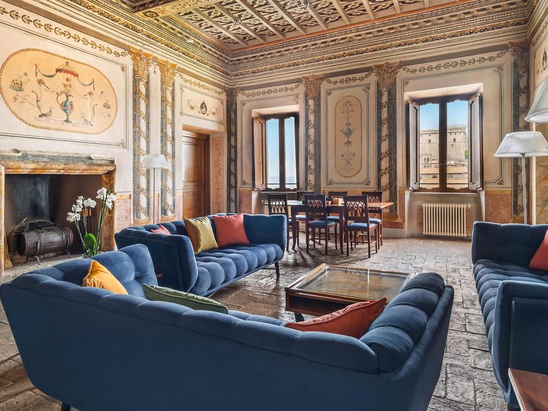 Palazzo Catalani 19