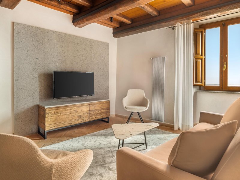 Palazzo Catalani 37