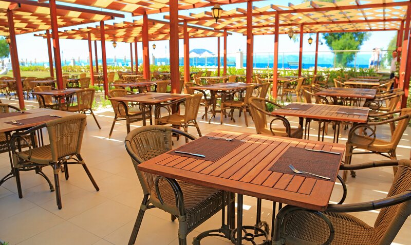 Bendis Beach Hotel 12