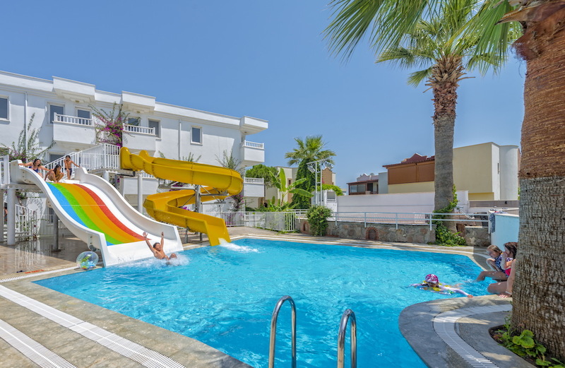 Bendis Beach Hotel 4