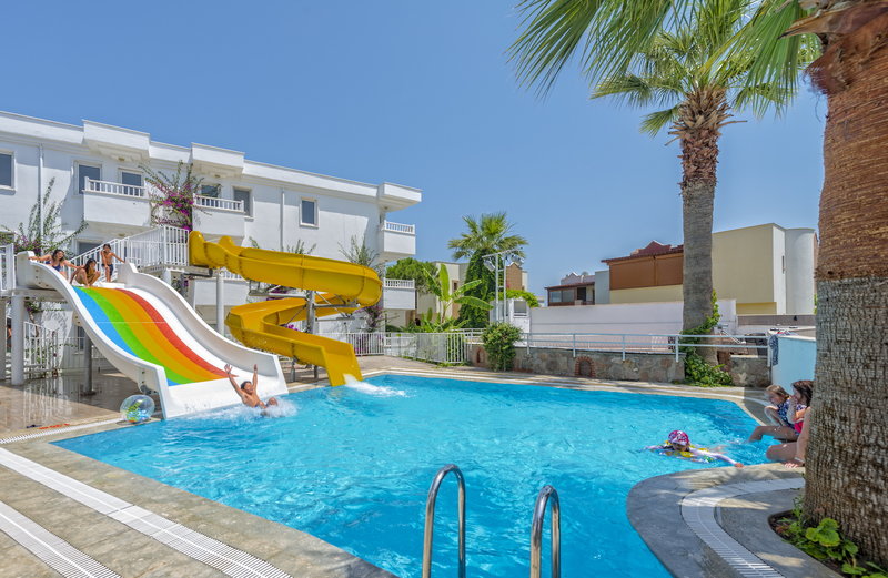 Bendis Beach Hotel 15