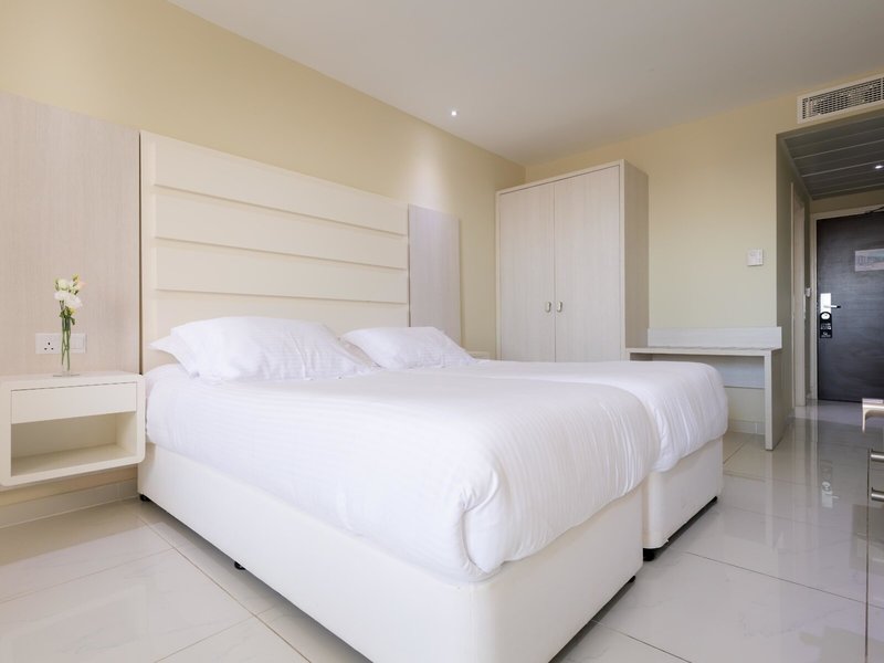 Tasia Maris Beach Hotel 34