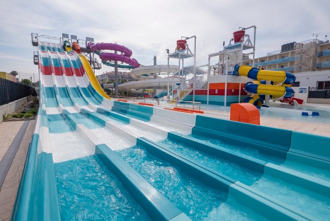 Golden Taurus Aquapark Resort 11