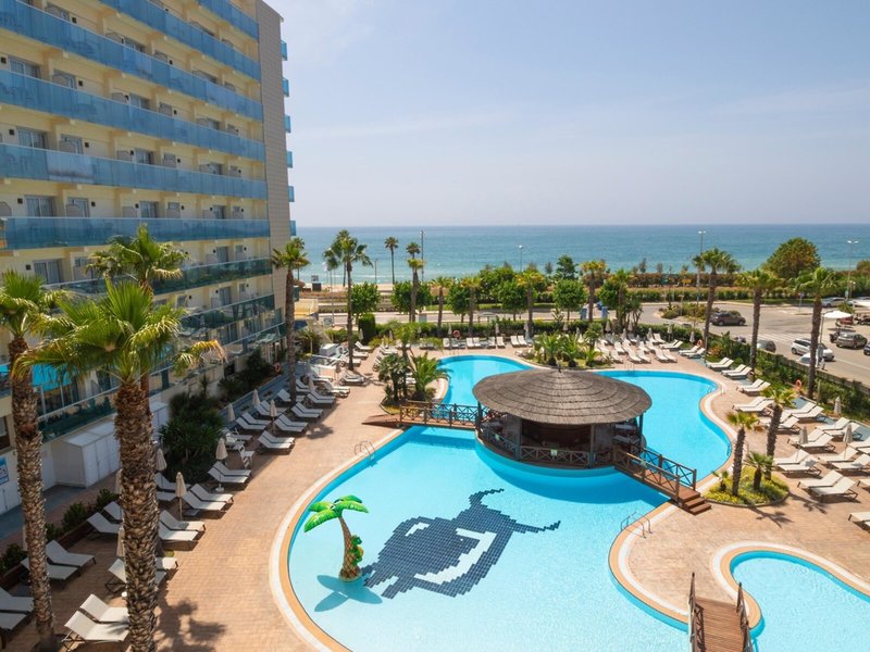 Golden Taurus Aquapark & Resort 8