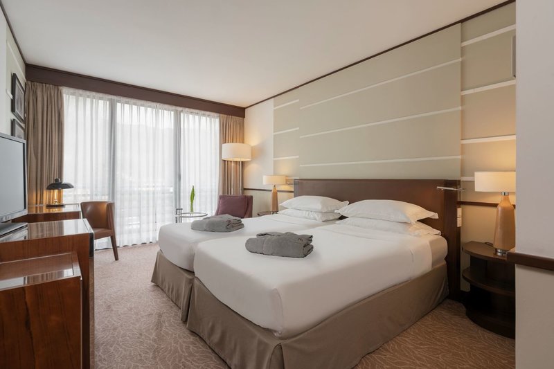 Terra Nostra Garden 29