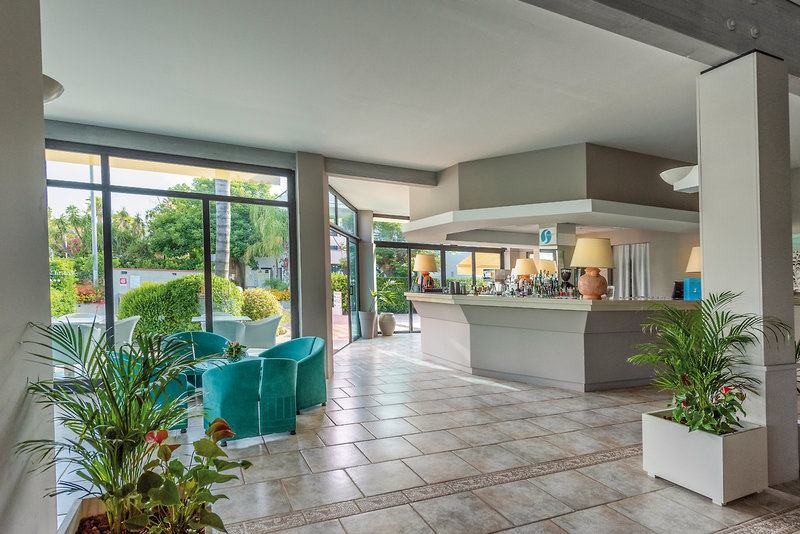 SENTIDO Acacia Marina Palace 5