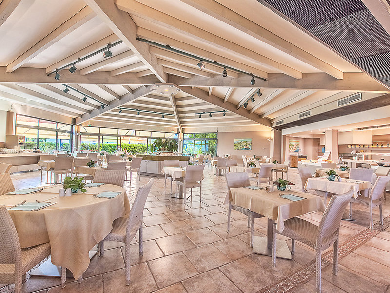 SENTIDO Acacia Marina Palace 16