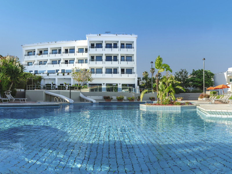 SENTIDO Acacia Marina Palace 1