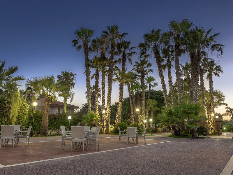 SENTIDO Acacia Marina Palace 11