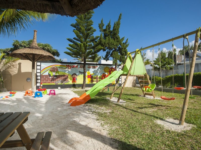 Jalsa Beach Hotel & Spa 28