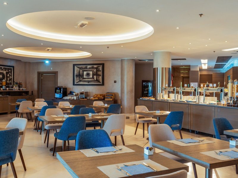 Doubletree by Hilton Olbia Sardinia 11