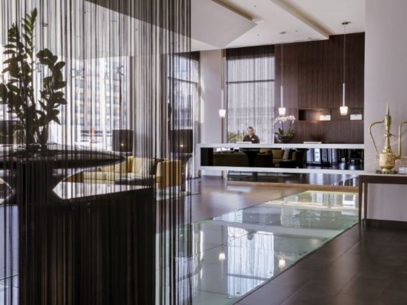 Centro Barsha 10