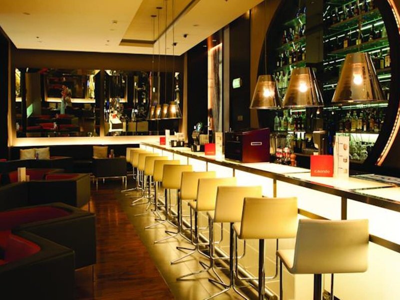 Centro Barsha 15