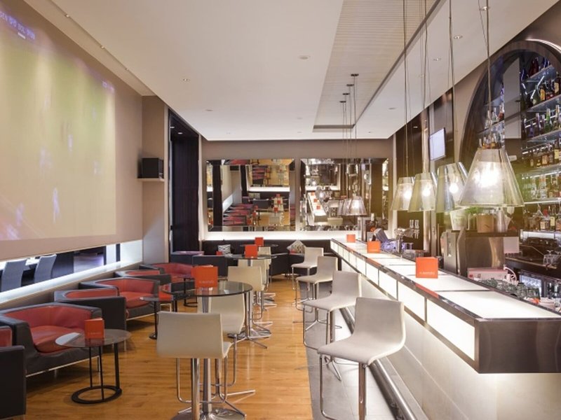 Centro Barsha 18