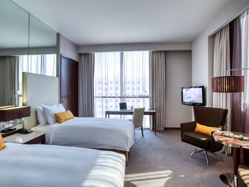 Centro Barsha 27