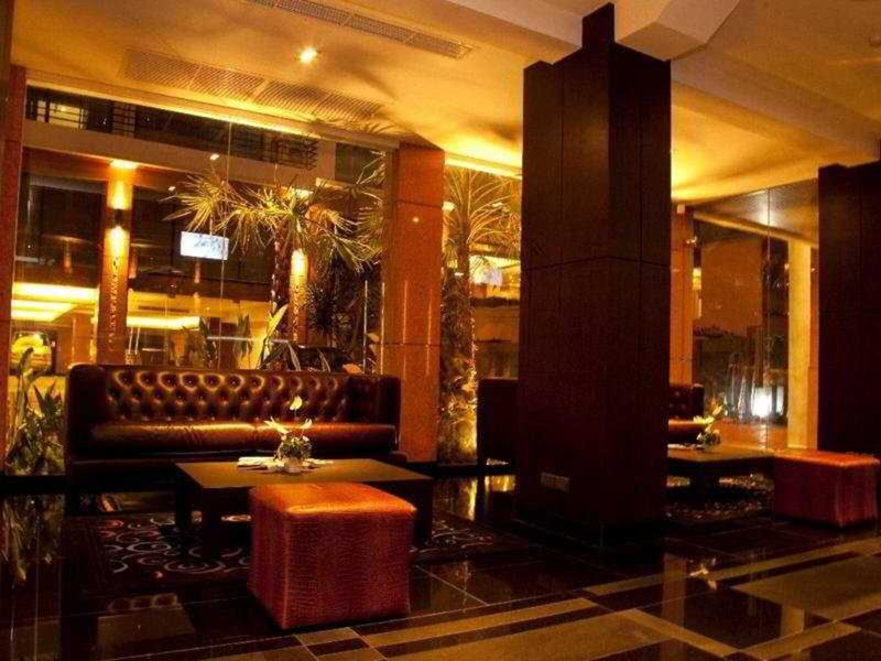 Pietra Ratchadapisek Bangkok 4