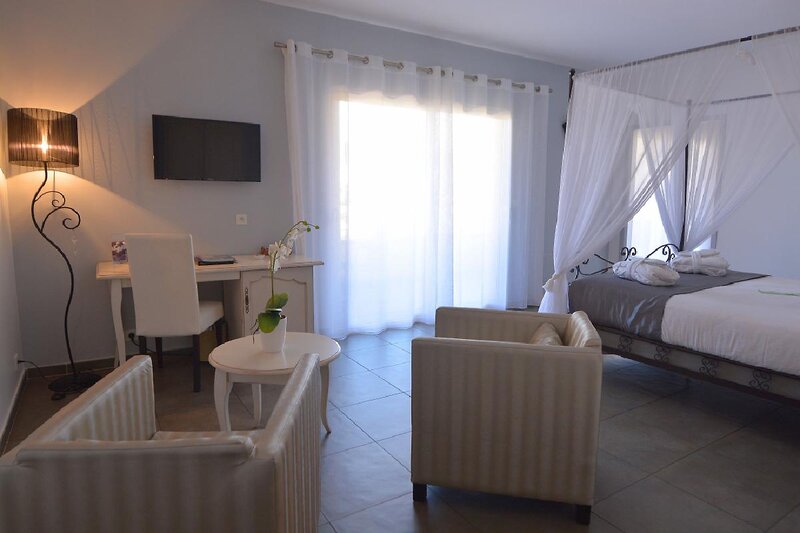 A Madonetta 2 - Room Example