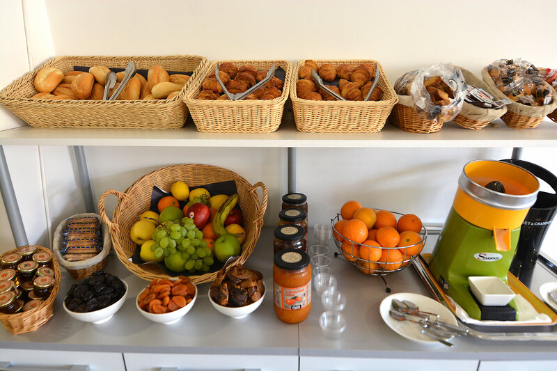 A Madonetta 11 - Breakfast Room