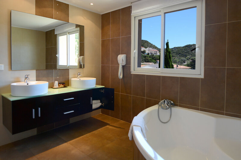 A Madonetta 21 - Bathroom Example