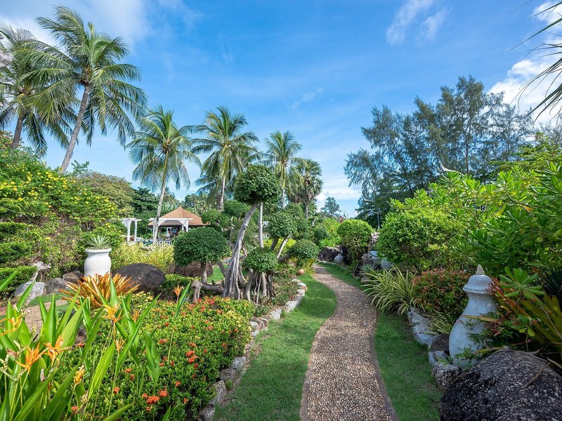 Thavorn Palm Beach 2