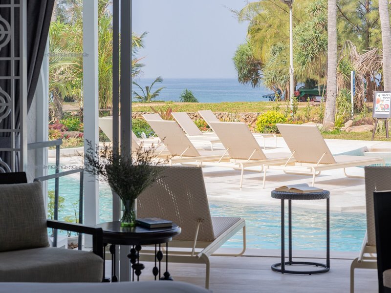 Thavorn Palm Beach 5