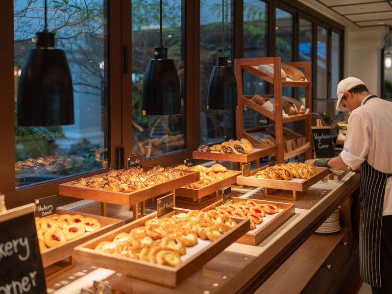 Thavorn Palm Beach 34