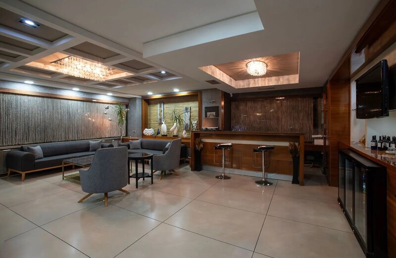 Golden City Hotel 11