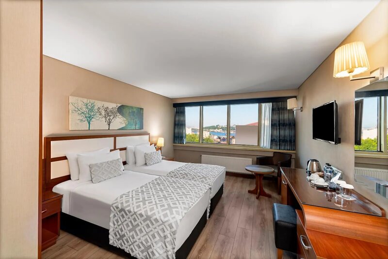 Golden City Hotel 14