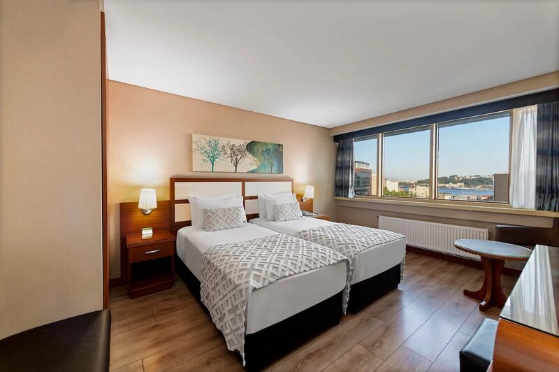 Golden City Hotel 15