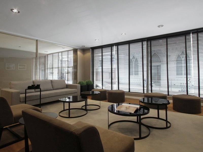 8 de Octubre 1 - Health & Beauty