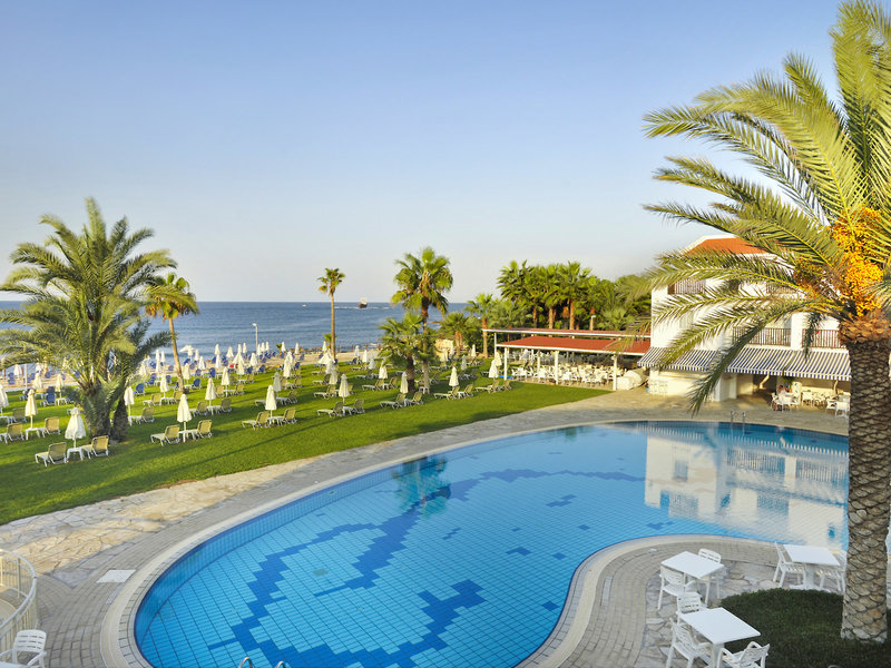 Akti Beach Village Resort 4