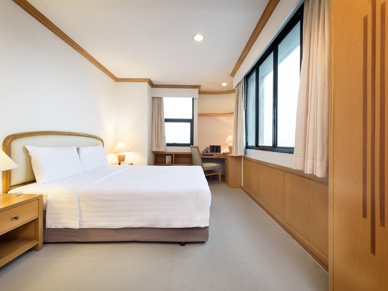 Riverine Place Hotel and Residence 32