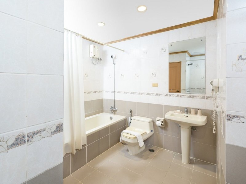 Riverine Place Hotel and Residence 40