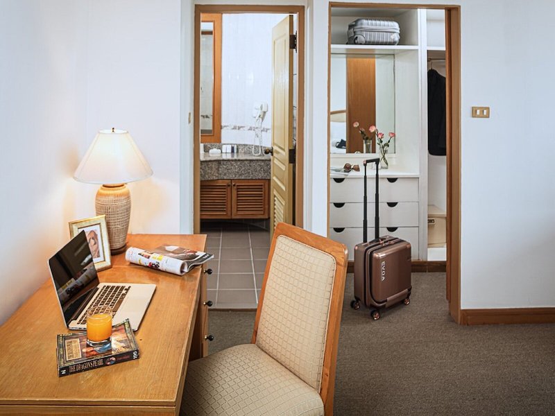 Riverine Place Hotel and Residence 41