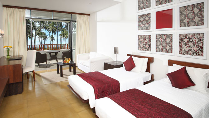 The Blue Water Hotel 8